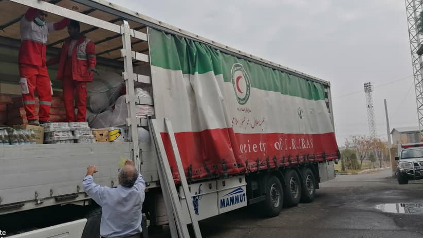 ارسال کمک های معیشتی هلال احمر به شهرهای آسیب دیده از کرونا در خراسان جنوبی